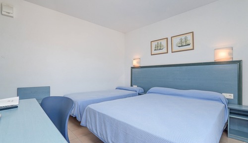 Standard Triple Room, Balcony