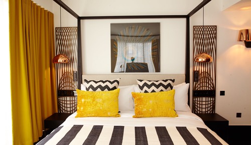 Standard Room, 1 King Bed, City View