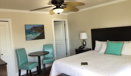 Deluxe Room, 1 King Bed