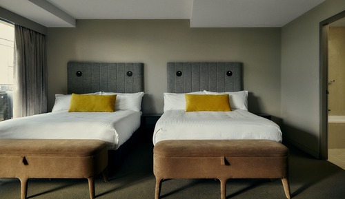 Studio Deluxe 2 Queen Beds