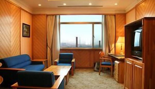 Deluxe Suite