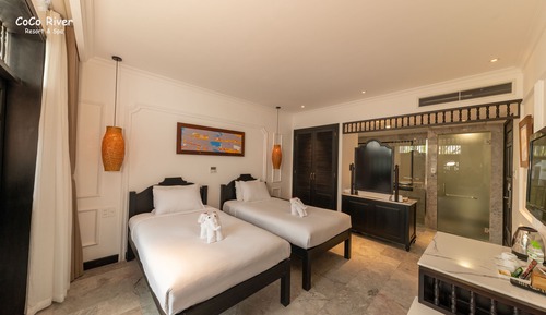 Deluxe Twin Room, Pool View