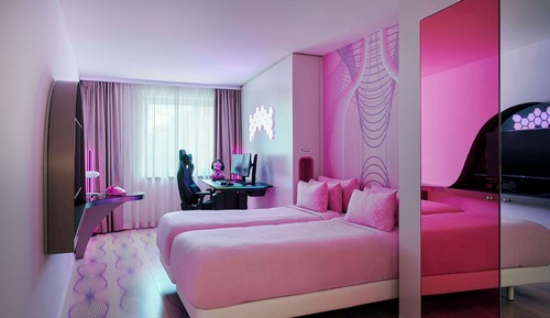 Room (nhow Gaming Room)