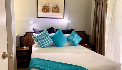 Standard Duplex, 1 King Bed, Beach View