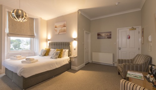 Superior Room, 1 King Bed, Balcony, Sea View