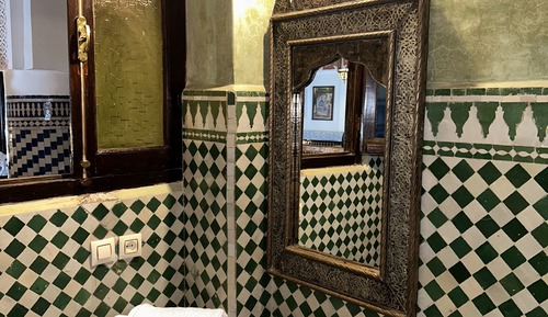 Superior Room (Elambra)