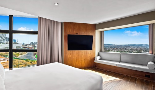 Junior Suite, 1 King Bed