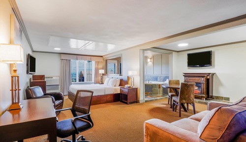 Efficiency, Room, 1 King Bed, Non Smoking