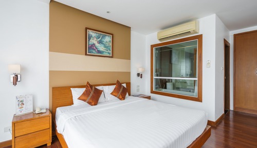 Executive Suite