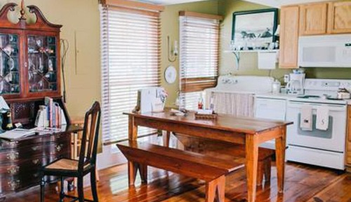 Standard House, Private Bathroom (The Civil War House)