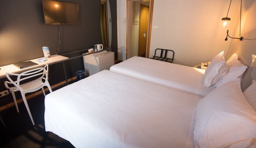 Classic Twin Room