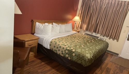 Suite, Multiple Beds