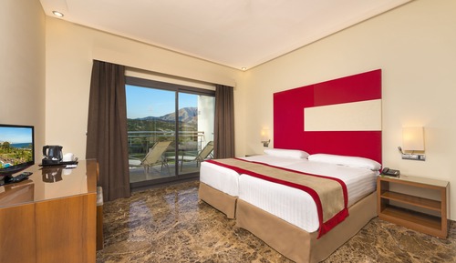 Classic Room (1 adult + 1 child)