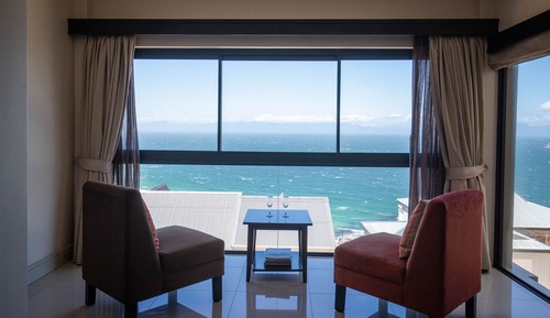 Luxury Double or Twin Room (Shingwedzi)