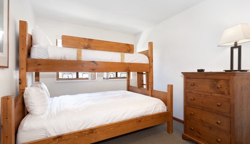 Condo, 2 Bedrooms (Unit 66)