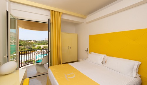 Triple Room, Sea View (Prestige)