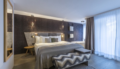 Double Room, Balcony, Mountain View (Spa Double Room with Matterhornview)