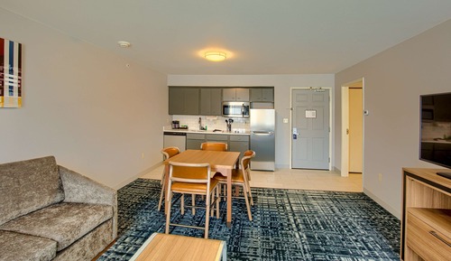 Suite, 1 Bedroom, Corner