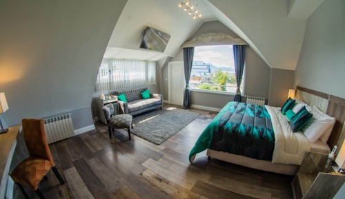Superior Studio Suite, Bay View