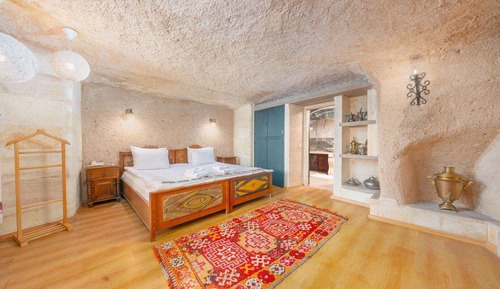 Royal Suite, Hot Tub, Valley View