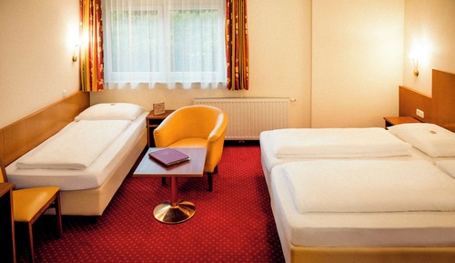 Classic Triple Room, Multiple Beds