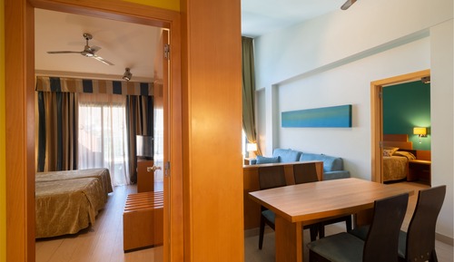 Superior Apartment (3 adults)