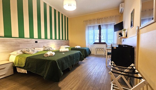 Romantic Triple Room, Multiple Beds, Private Bathroom (External)