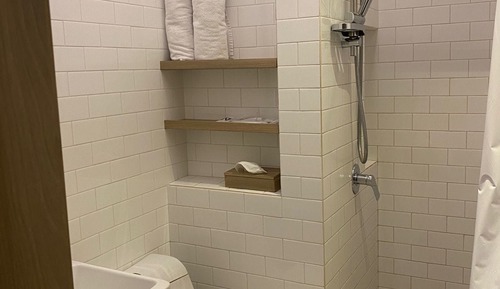 Tomoni Suite