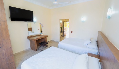 Junior Room, 2 Double Beds