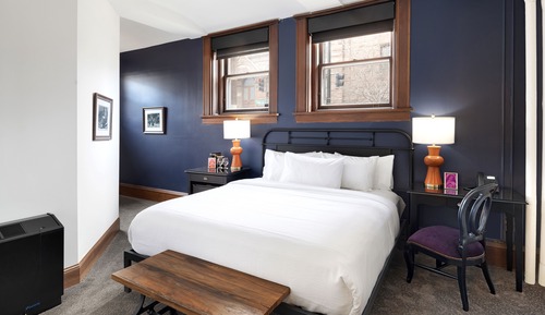 Deluxe Room, 1 King Bed (Ground Floor King Room)