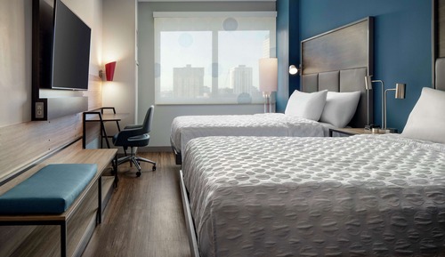 Room, 2 Queen Beds, Accessible, Bathtub (Hearing)