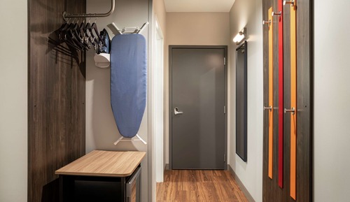 Room, 2 Queen Beds, Accessible (Roll-In Shower)
