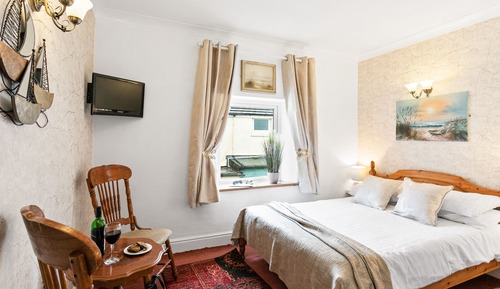 Standard Double Room, Garden View (Room 5)