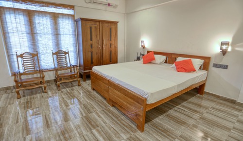 Basic Apartment