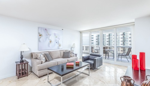 Apartment (3 Bedrooms)