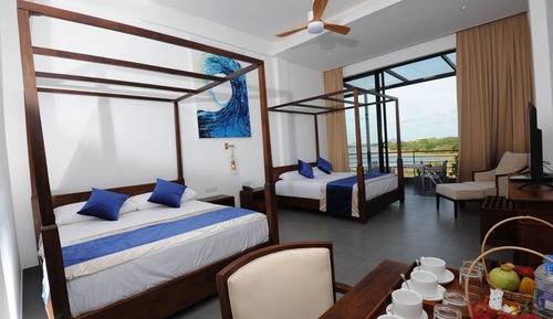 Royal Quadruple Room, 1 Bedroom, Lake View