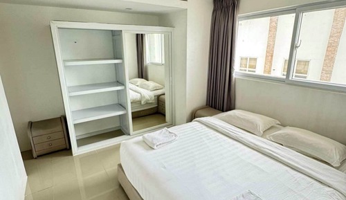 Deluxe Room, 1 King Bed, Accessible, Bay View