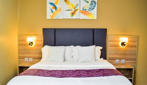 Executive Room