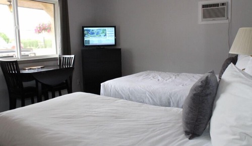 Deluxe Double & Twin Room (Downstairs)