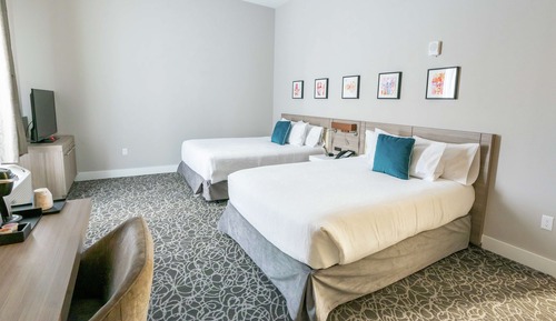 Room, 2 Queen Beds, Accessible (3x3 Shower)