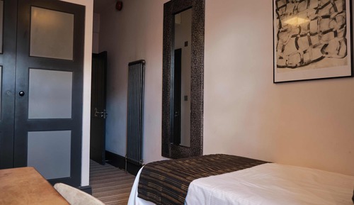 Standard Single Room