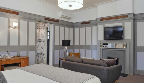 Suite