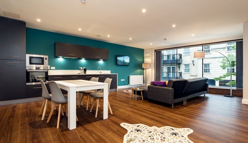 Deluxe Apartment, Private Bathroom, Canal View (1)