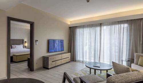 Suite, 1 Bedroom (with Lounge Access)