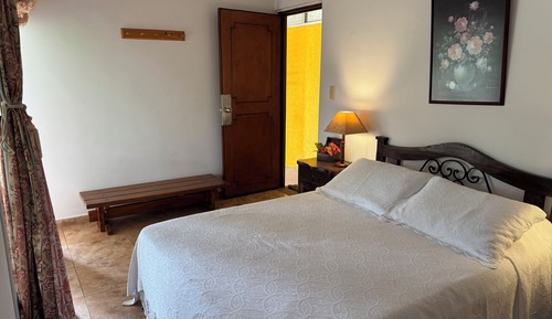 Comfort Triple Room