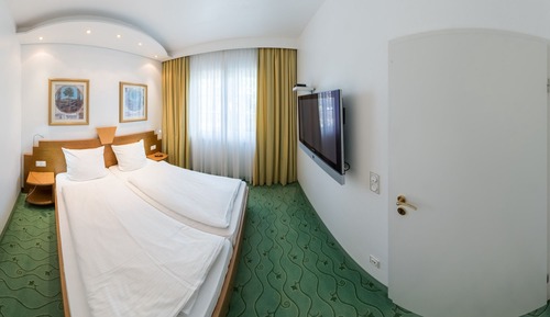 Suite, Private Bathroom