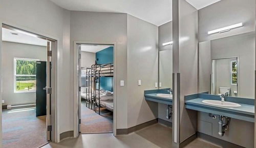 Basic Shared Dormitory, Men only