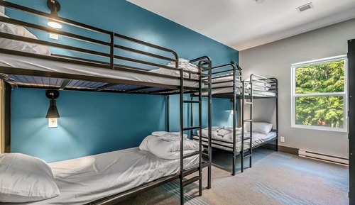 Basic Room, Multiple Beds