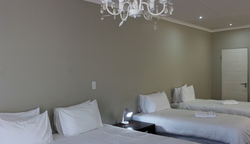 Family Room, Multiple Beds, Non Smoking