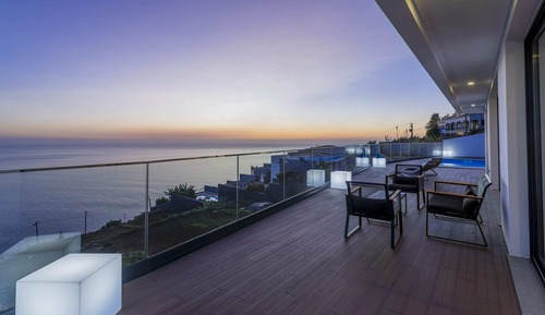 House, 2 Bedrooms